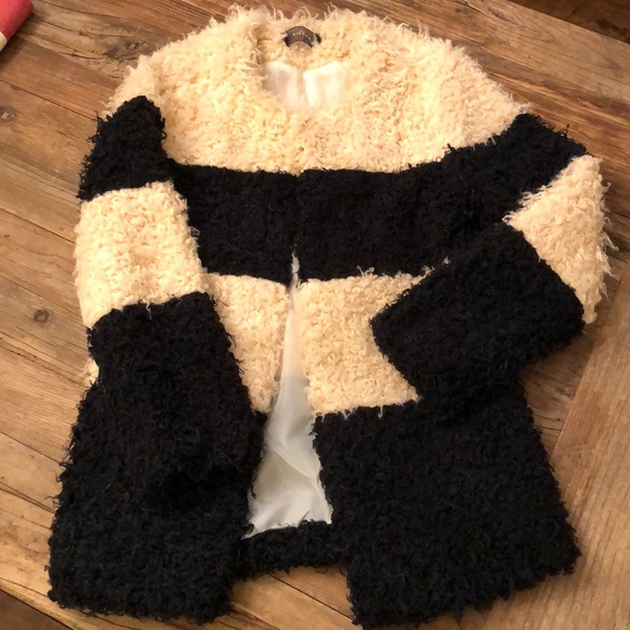Jackets & Blazers - NEW Tan & Black striped jacket medium